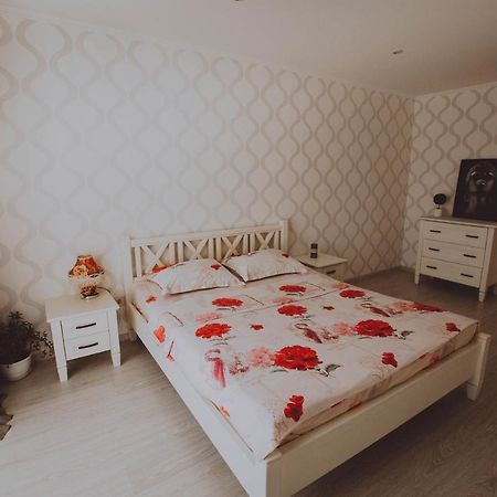 Standard Plus Apartment Poltava Exterior photo